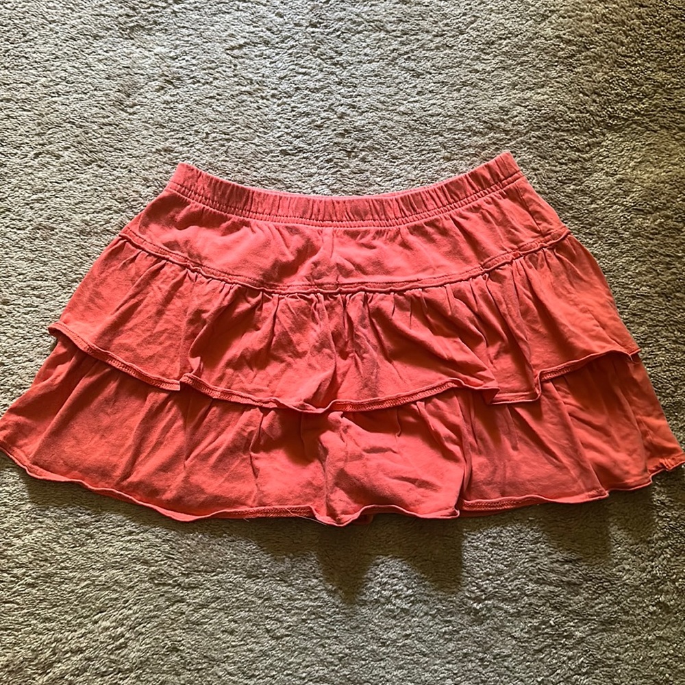Total girl salmon colored ruffle skirt, size extra large